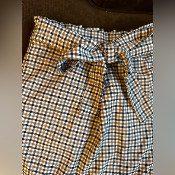 H & M Divided Plaid NWT High & Elastic Waist Shorts In Soft twill  Tie In Front - Picture 3 of 8